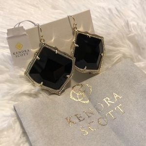 NWT Kirsten Black, Gold